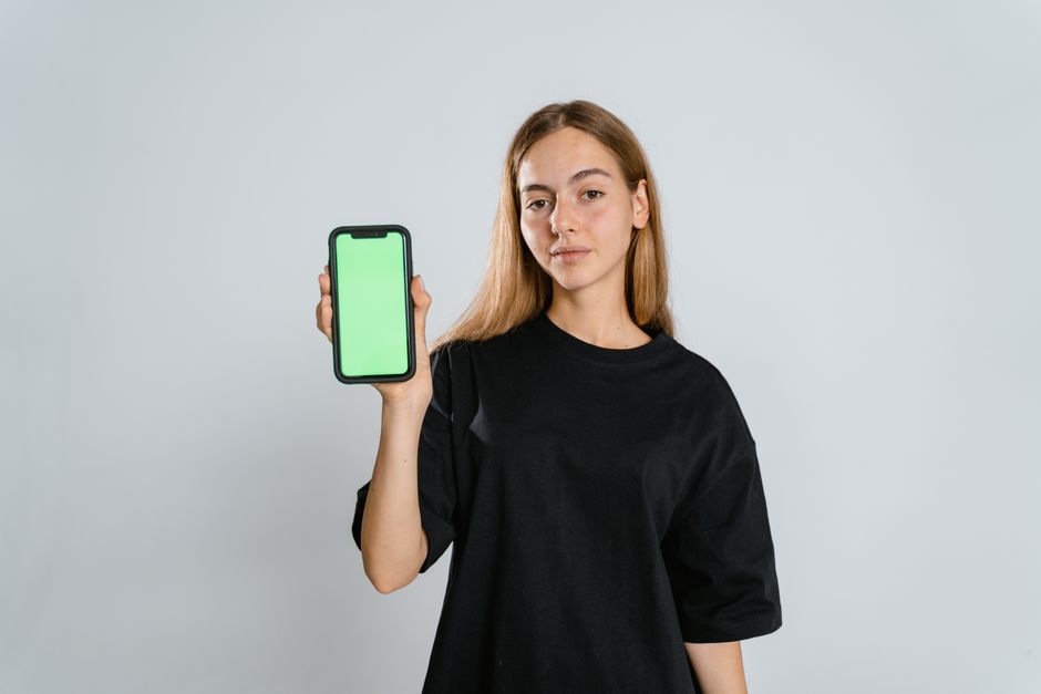 Background Remover for a safer account setup — smart-life · Online Tools