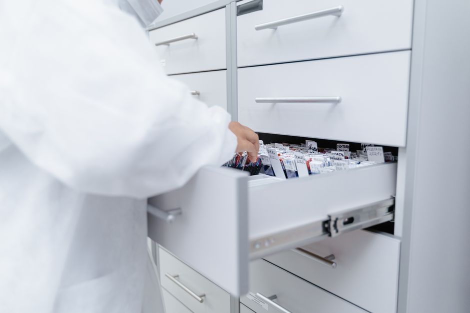 Drawer Organizer with a useful styling trick — home · Kitchens