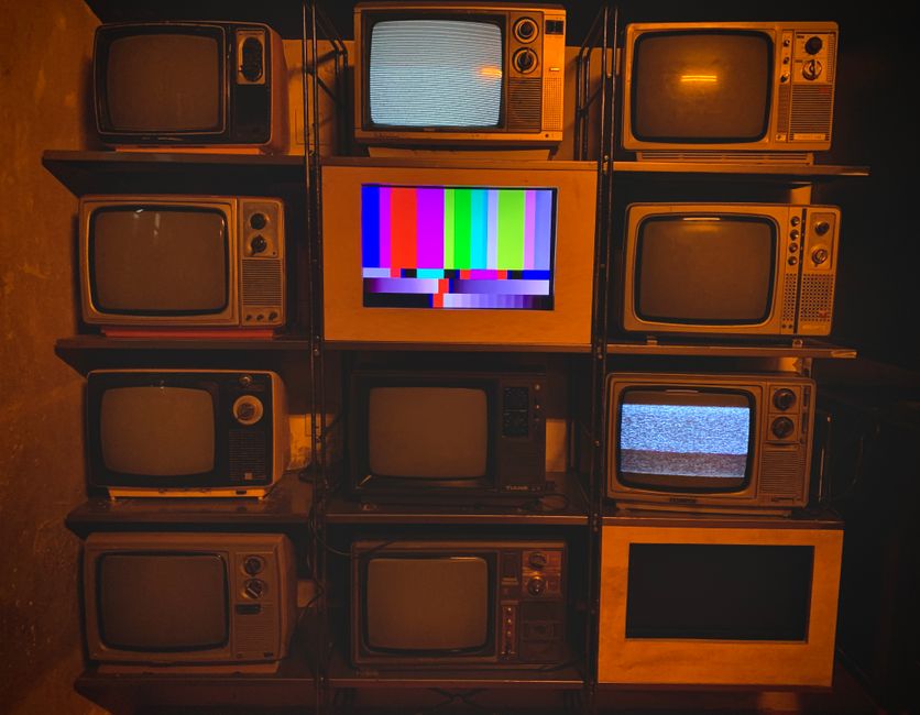 nostalgia-filled movies & tv with a photo challenge — entertainment · Movies & TV