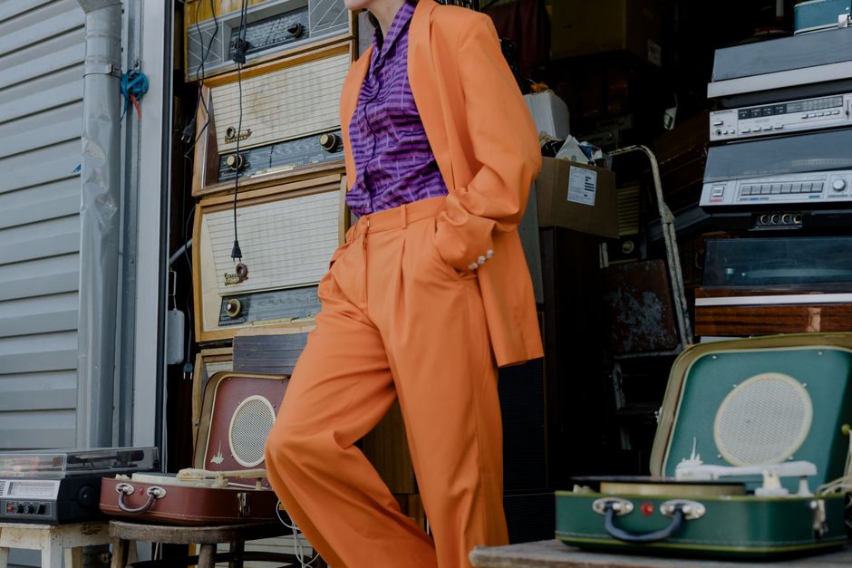 Wide-Leg Trousers with an analog twist — lifestyle · Fashion