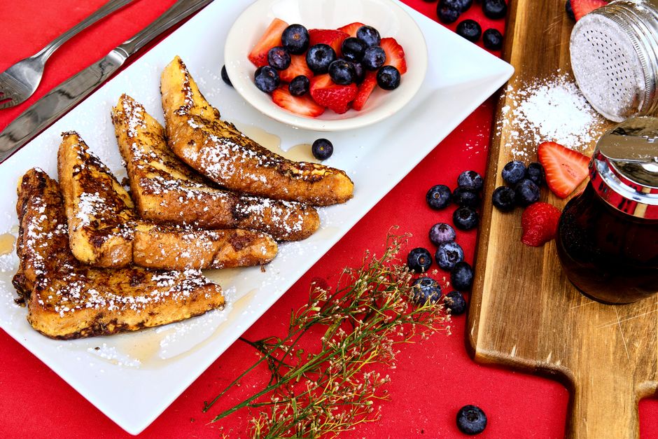 Ricotta Berry Toast for combinations midday meals — food · Breakfast & Brunch
